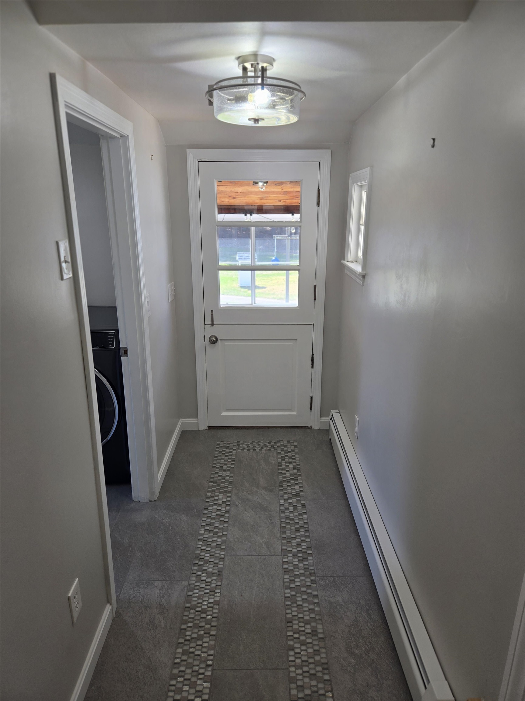79 Maple Avenue Atkinson, NH 03811 - Photo 17 of 43