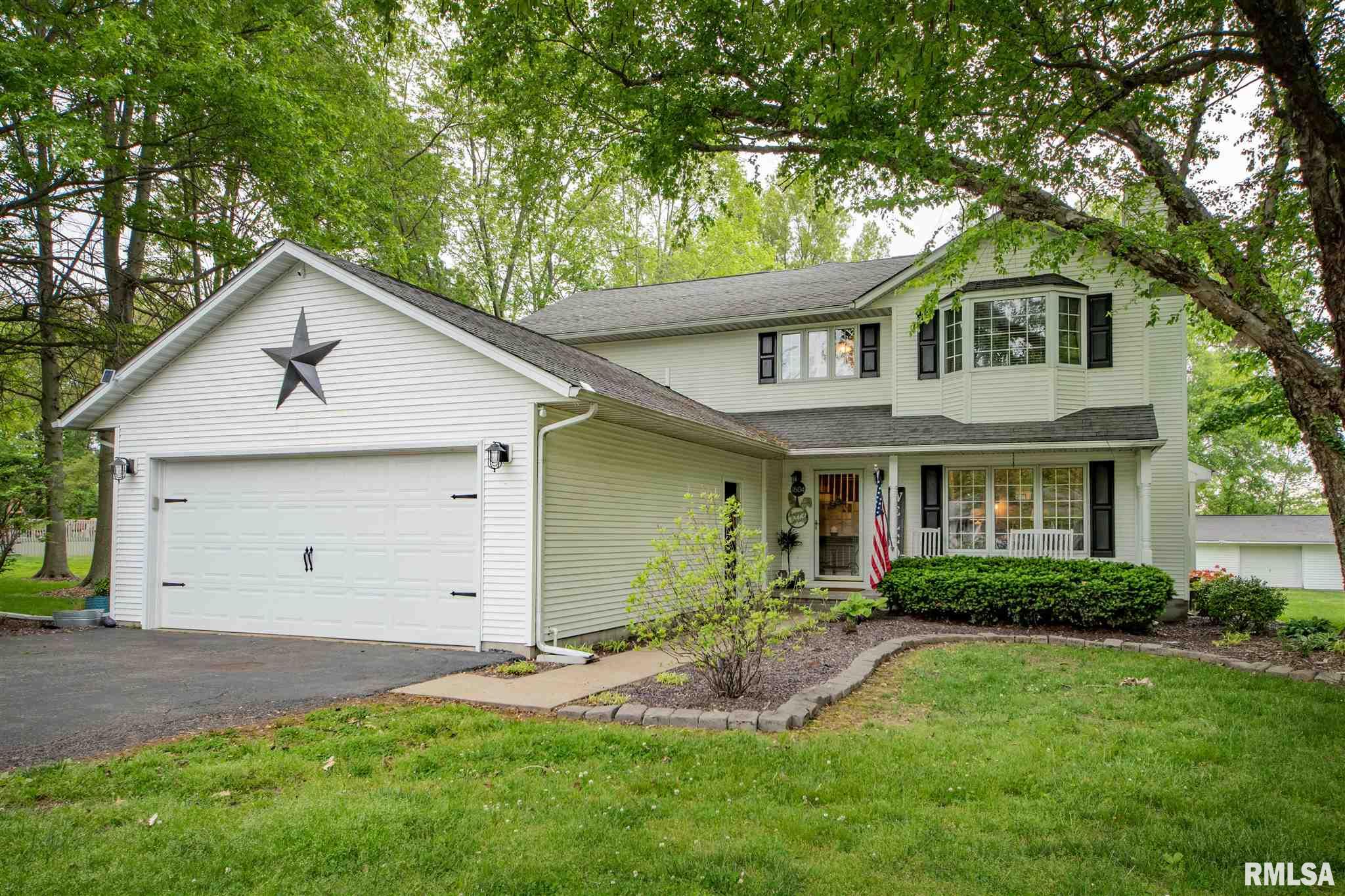 1804 Calico Road Marion, IL 62959 - Photo 1 of 49