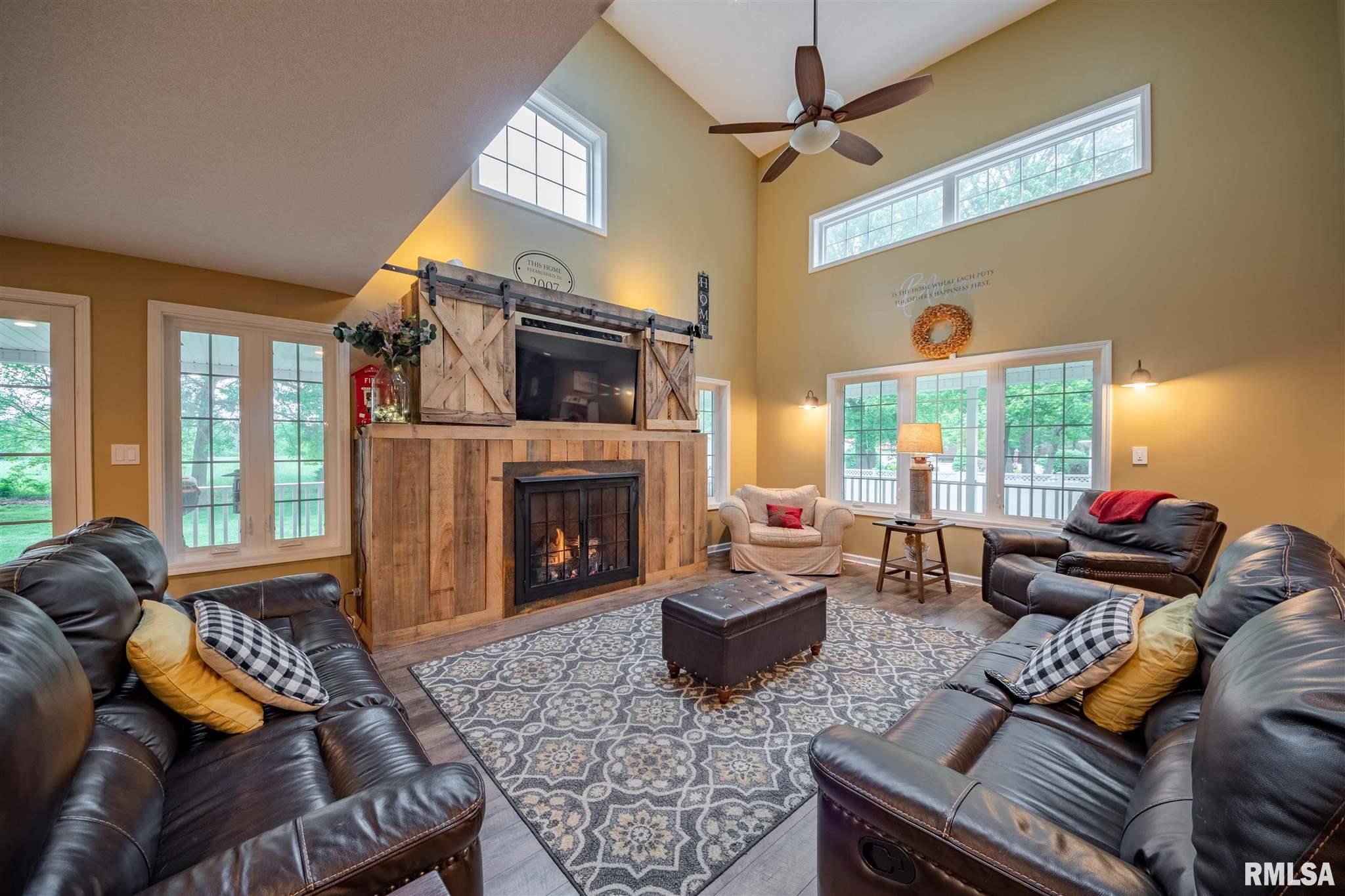 1804 Calico Road Marion, IL 62959 - Photo 14 of 49