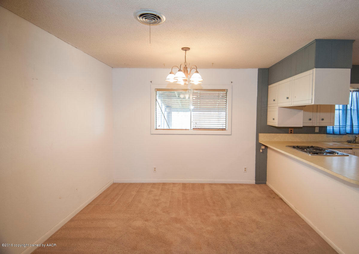 990 West Country Club Road Canyon, TX 79015 - Photo 11 of 34 DINING VIEW 2