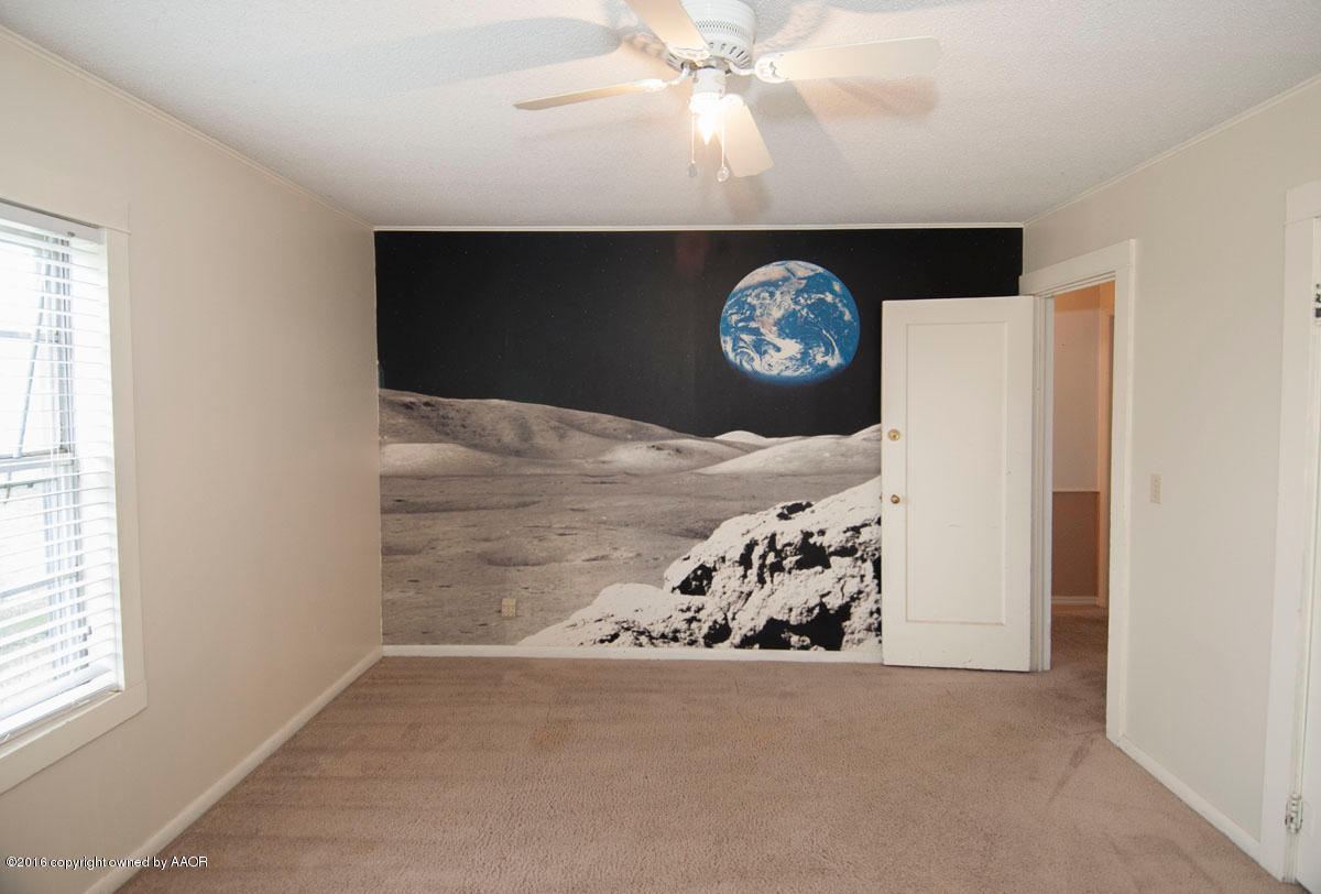 990 West Country Club Road Canyon, TX 79015 - Photo 20 of 34 BEDROOM 3 VIEW 2