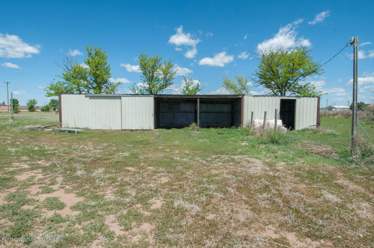 990 West Country Club Road Canyon, TX 79015 - Photo 24 of 34 HORSE STALLS