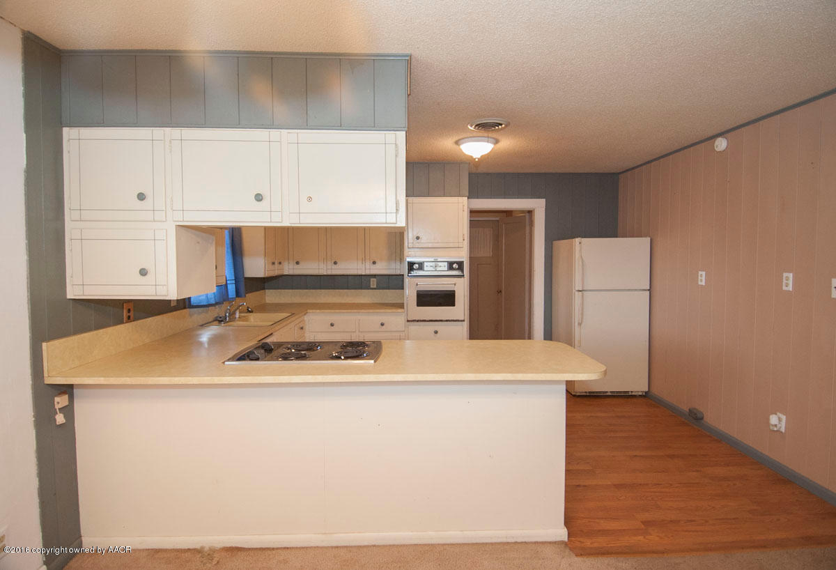 990 West Country Club Road Canyon, TX 79015 - Photo 7 of 34 KITCHEN VIEW 1