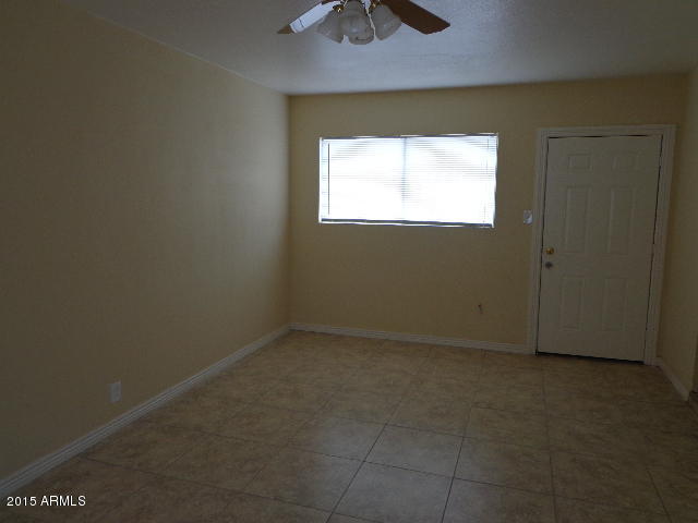 2202 West Pecan Road Phoenix, AZ 85041 - Photo 5 of 13 2202 Pecan Bonus Room
