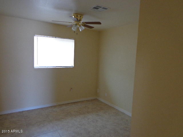 2202 West Pecan Road Phoenix, AZ 85041 - Photo 6 of 13 2202 Pecan Bed 1