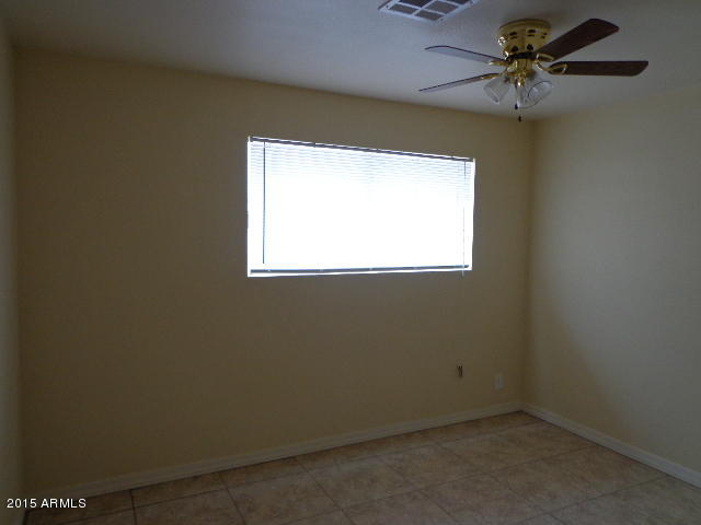 2202 West Pecan Road Phoenix, AZ 85041 - Photo 10 of 13 2202 Pecan MBed