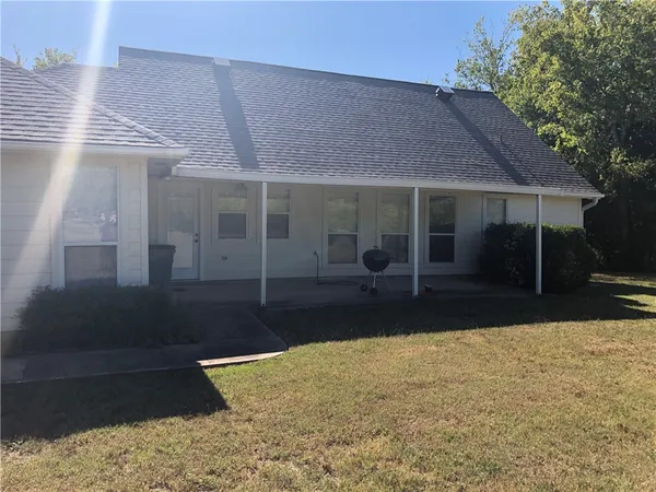 $1,800 | 5401 Marcia Lane, Bryan, TX 77807