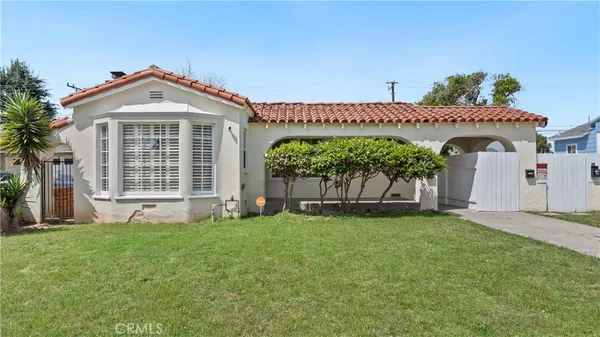 $3,900 | 9427 South 2nd Avenue, Inglewood, CA 90305