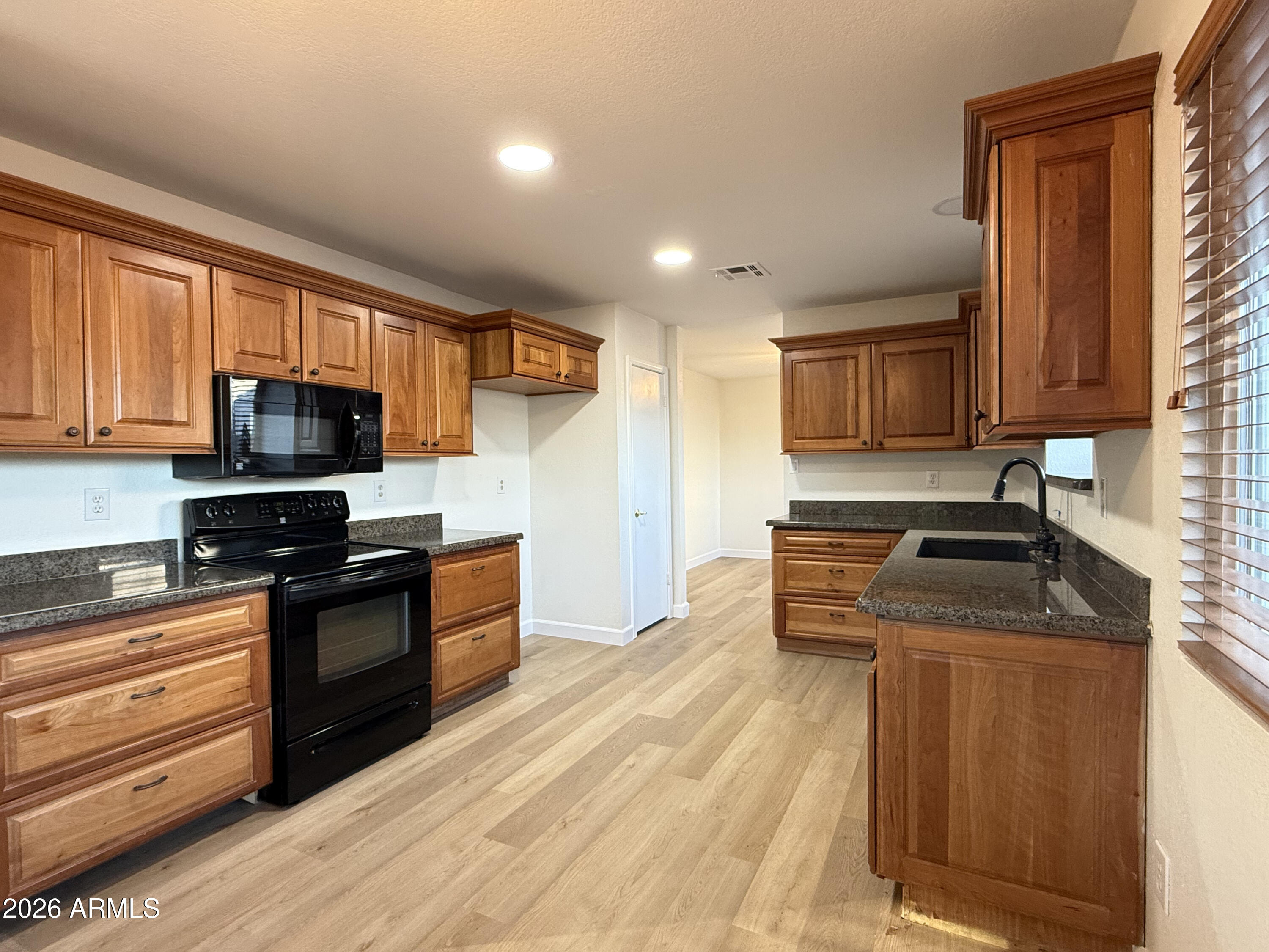 3644 West Del Rio Street Chandler, AZ 85226 - Photo 7 of 27 IMG_1466