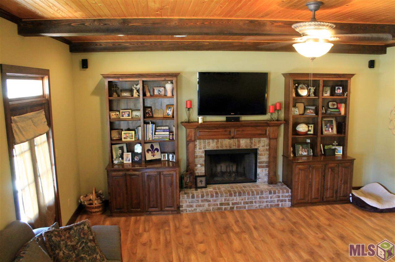 11519 Herman Ernest Road Denham Springs, LA 70706 - Photo 5 of 16 Gallery Image 5