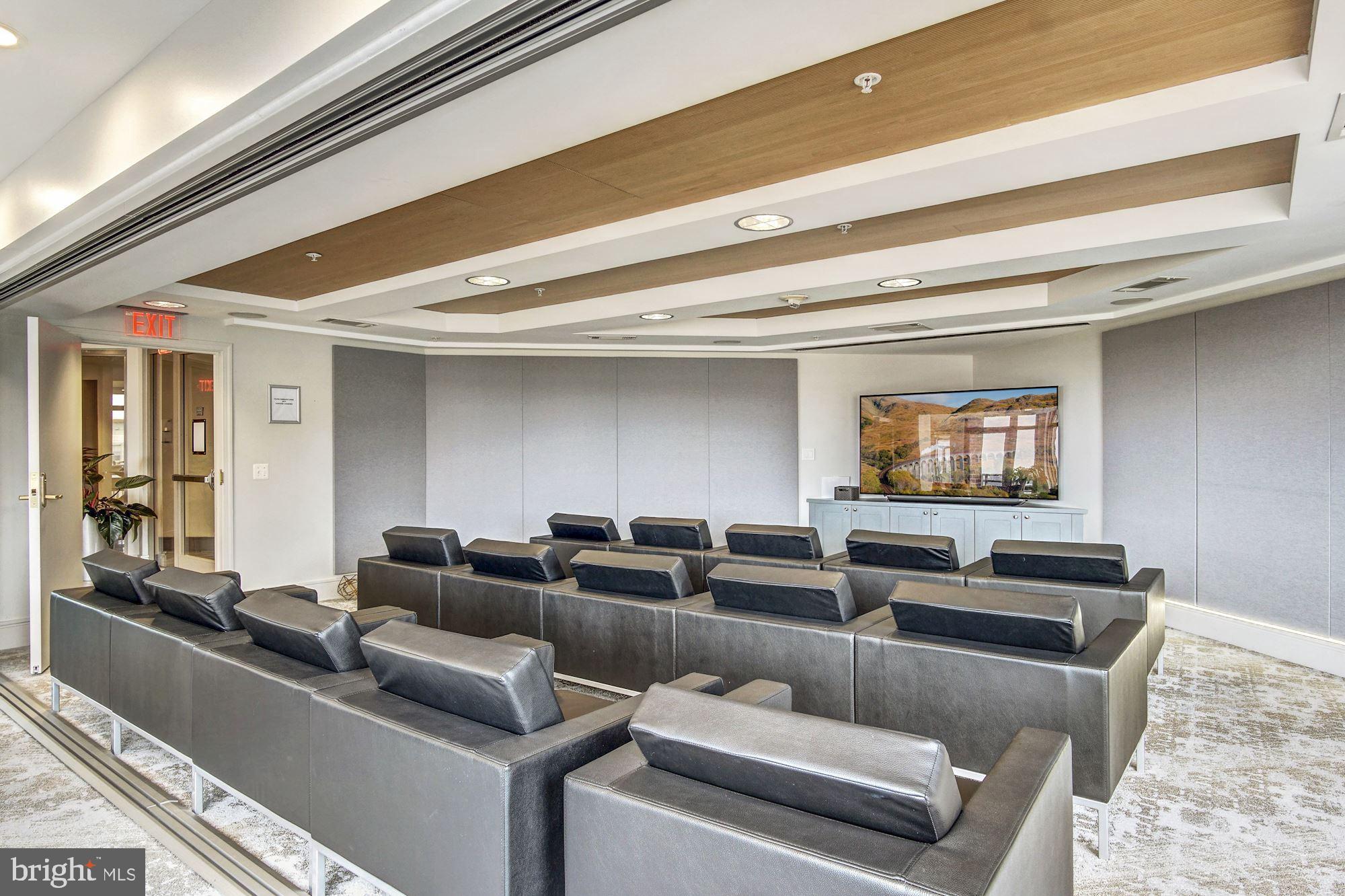 3650 South Glebe Road, Unit 749 Arlington, VA 22202 - Photo 32 of 54 Community Room