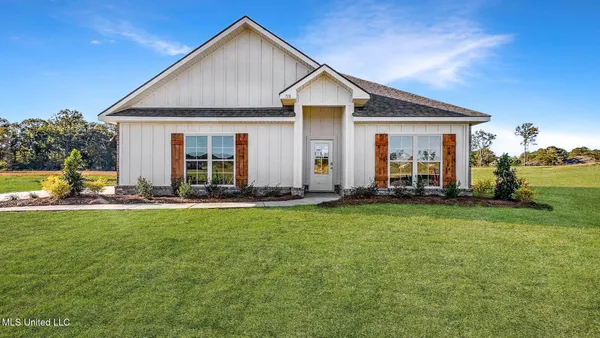 $349,900 | 718 Honeysuckle Loop, Canton, MS 39046