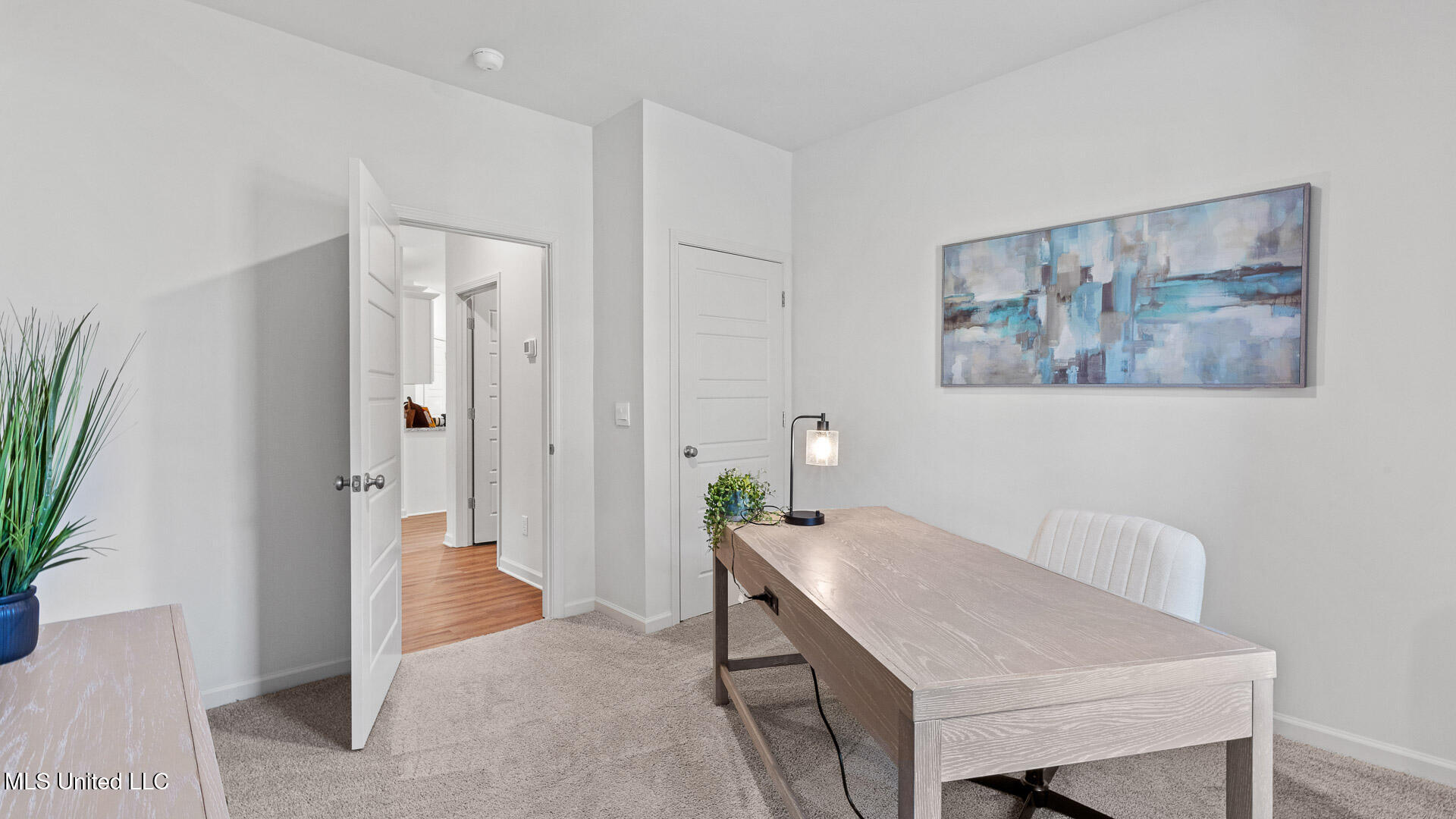 718 Honeysuckle Loop Canton, MS 39046 - Photo 13 of 28 MS_Jackson_Pearl_Hollows_Rhett_D11_Web_0