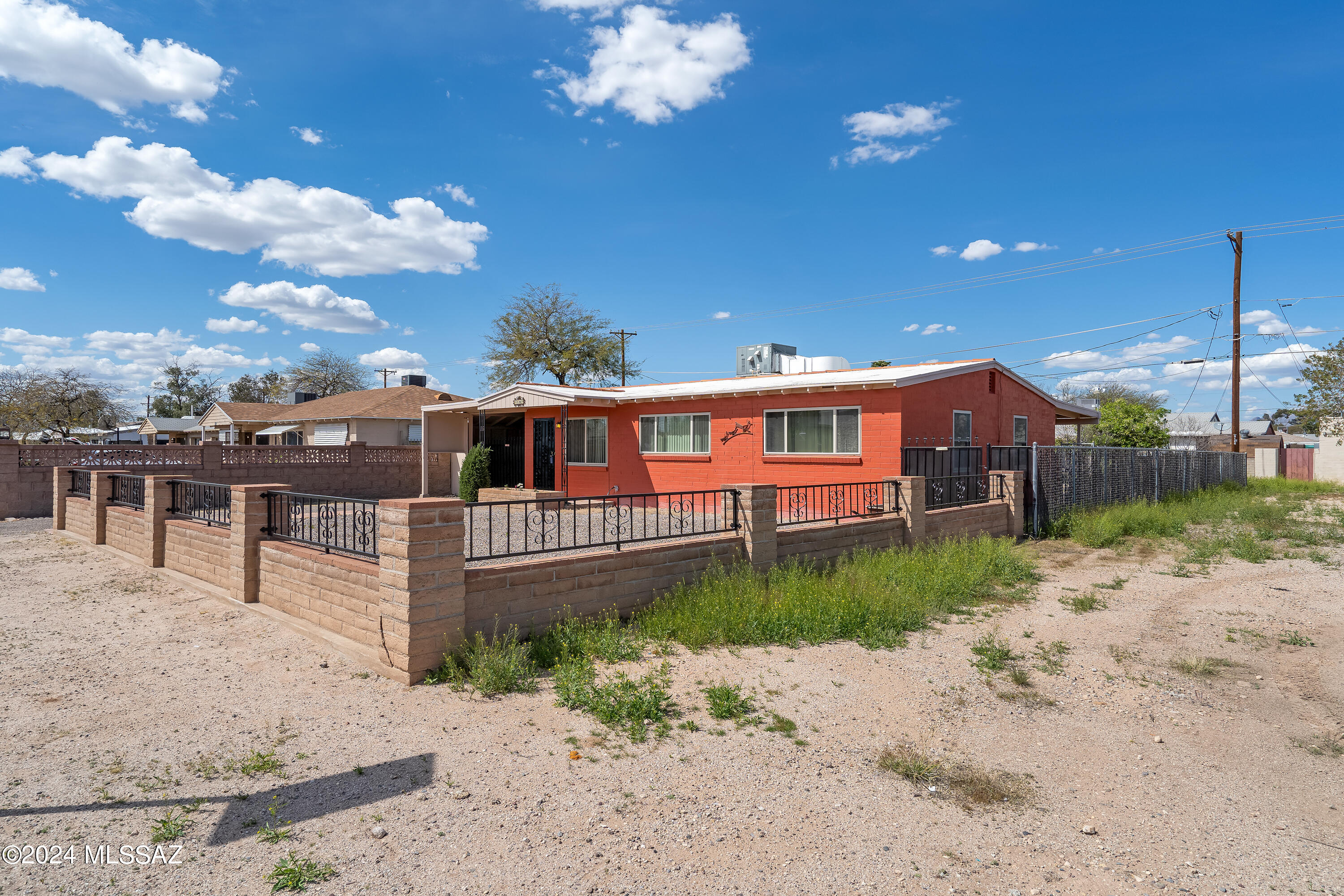 3165 East Silverlake Road Tucson, AZ 85713 - Photo 9 of 28 Gallery Image 9