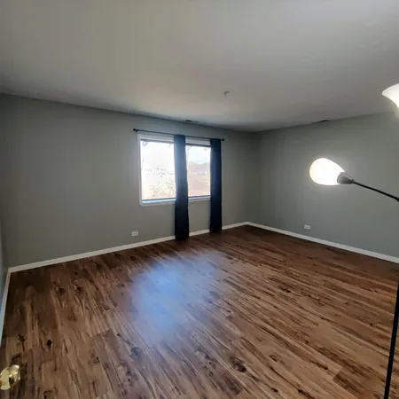 $1,800 | 21w400 North Avenue, Unit 36, Lombard, IL 60148