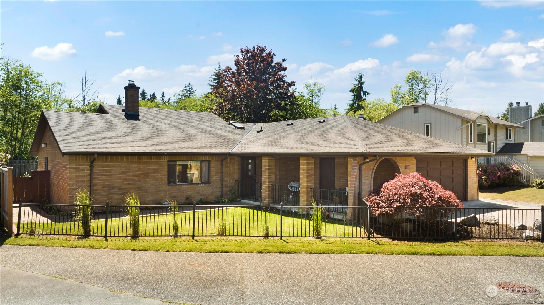 5018 150th Place Southwest Edmonds, WA 98026 - Photo 1 of 40 Gallery Image 1