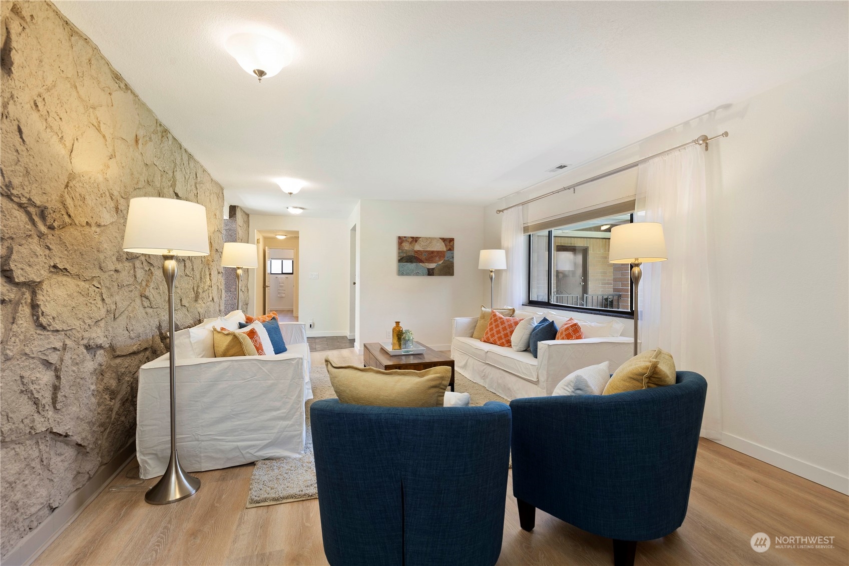 5018 150th Place Southwest Edmonds, WA 98026 - Photo 14 of 40 Gallery Image 14