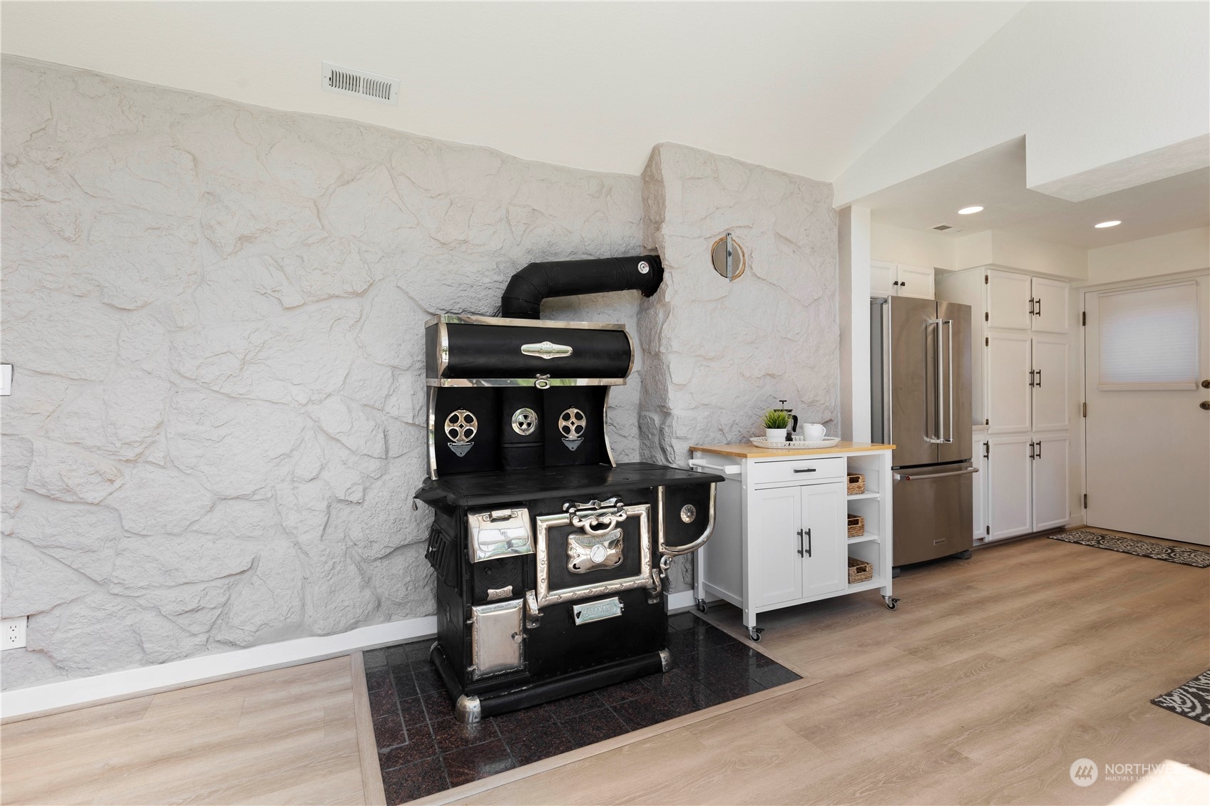 5018 150th Place Southwest Edmonds, WA 98026 - Photo 20 of 40 Gallery Image 20