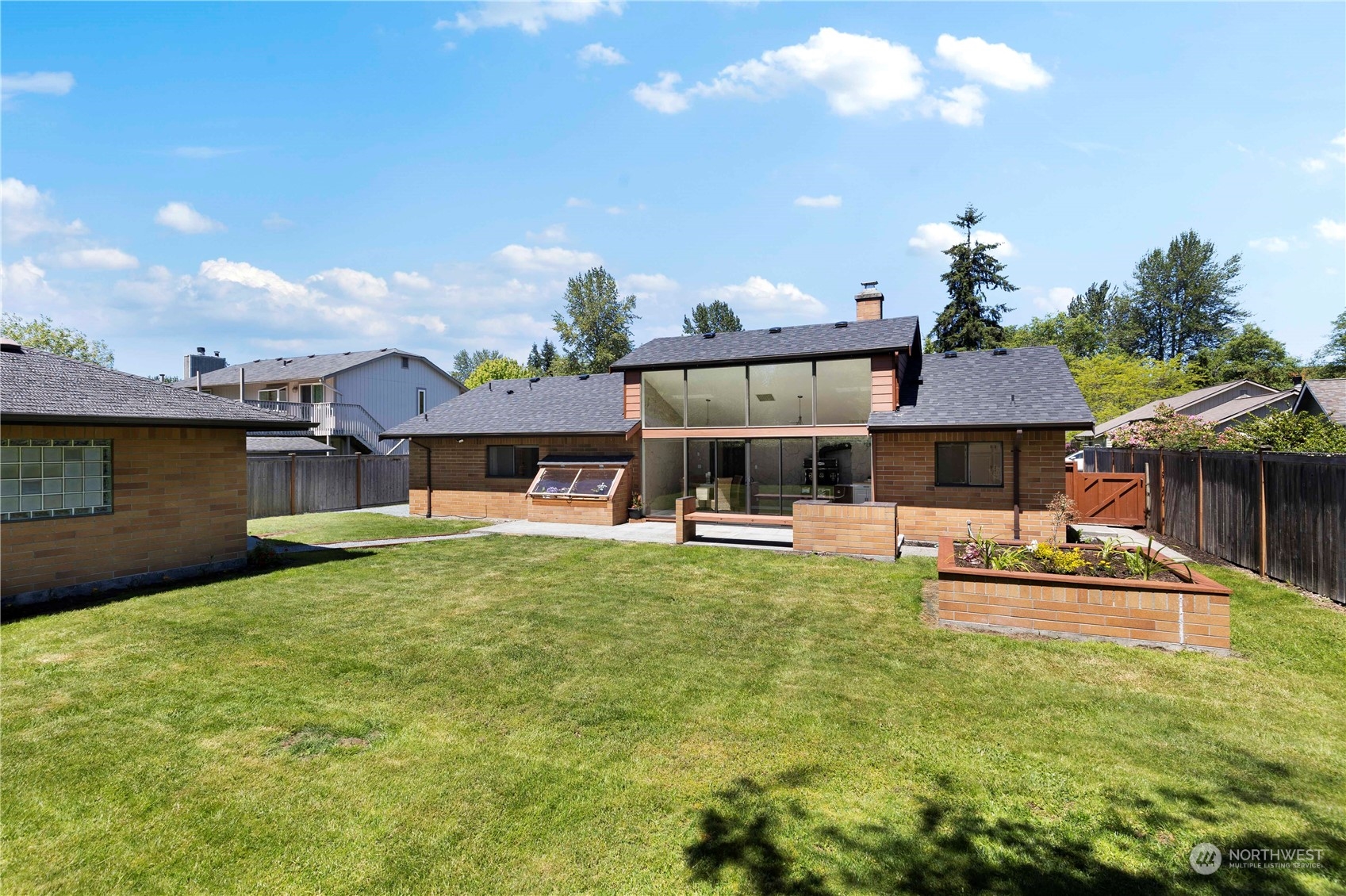 5018 150th Place Southwest Edmonds, WA 98026 - Photo 37 of 40 Gallery Image 37