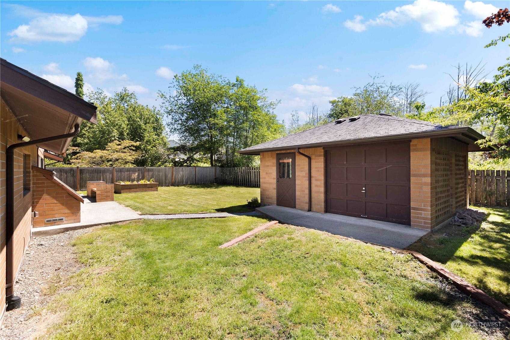 5018 150th Place Southwest Edmonds, WA 98026 - Photo 39 of 40 Gallery Image 39