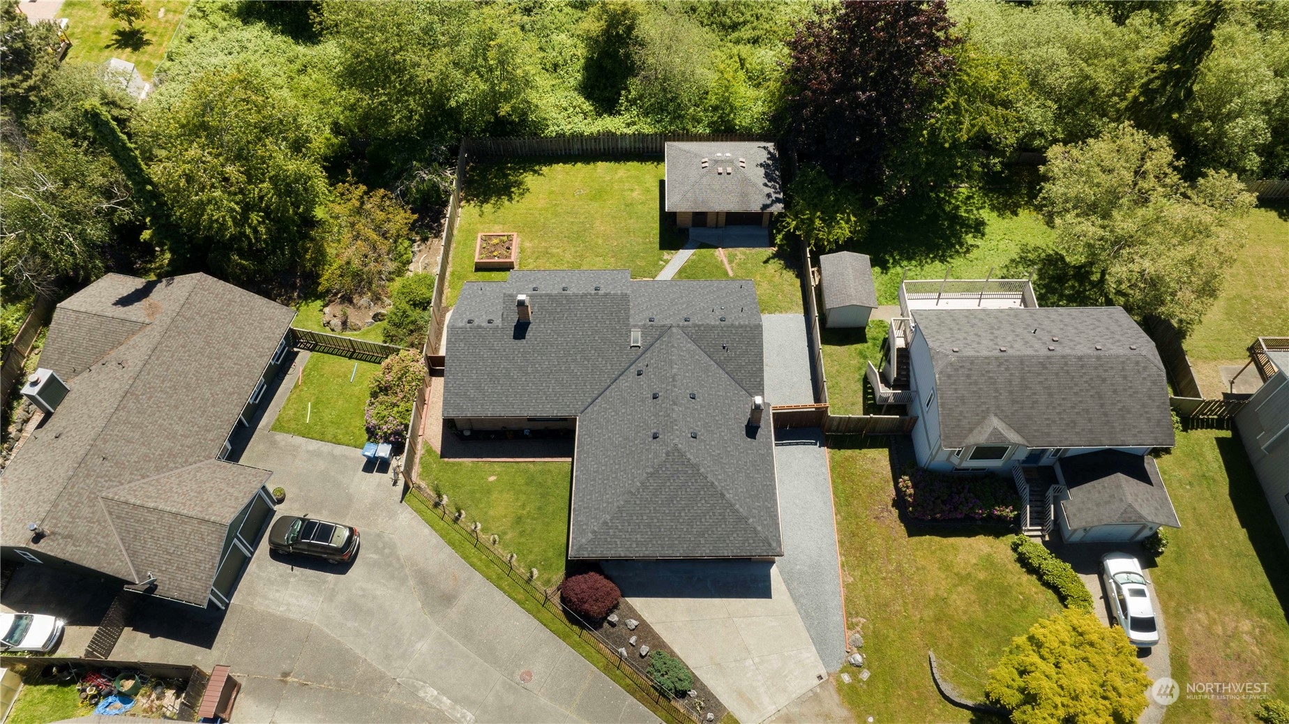 5018 150th Place Southwest Edmonds, WA 98026 - Photo 6 of 40 Gallery Image 6