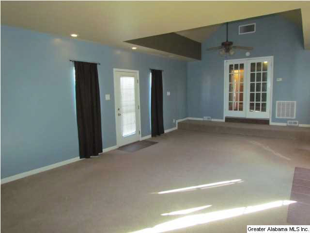 236 Austin Road Anniston, AL 36207 - Photo 5 of 31