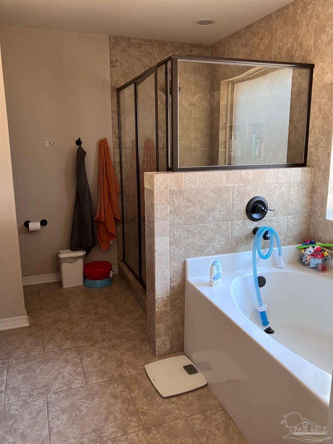 2462 10 Mile Road Pace, FL 32571 - Photo 8 of 12