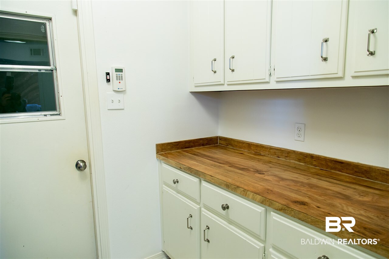 6437 Cedar Bend Court, Unit B Mobile, AL 36608 - Photo 24 of 35