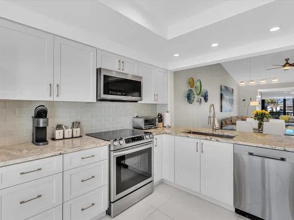 $9,000 | 15687 Loch Maree Lane, Delray Beach, FL 33446