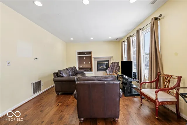 $335,000 | 13048 Ross Crossing, Fishers, IN 46038