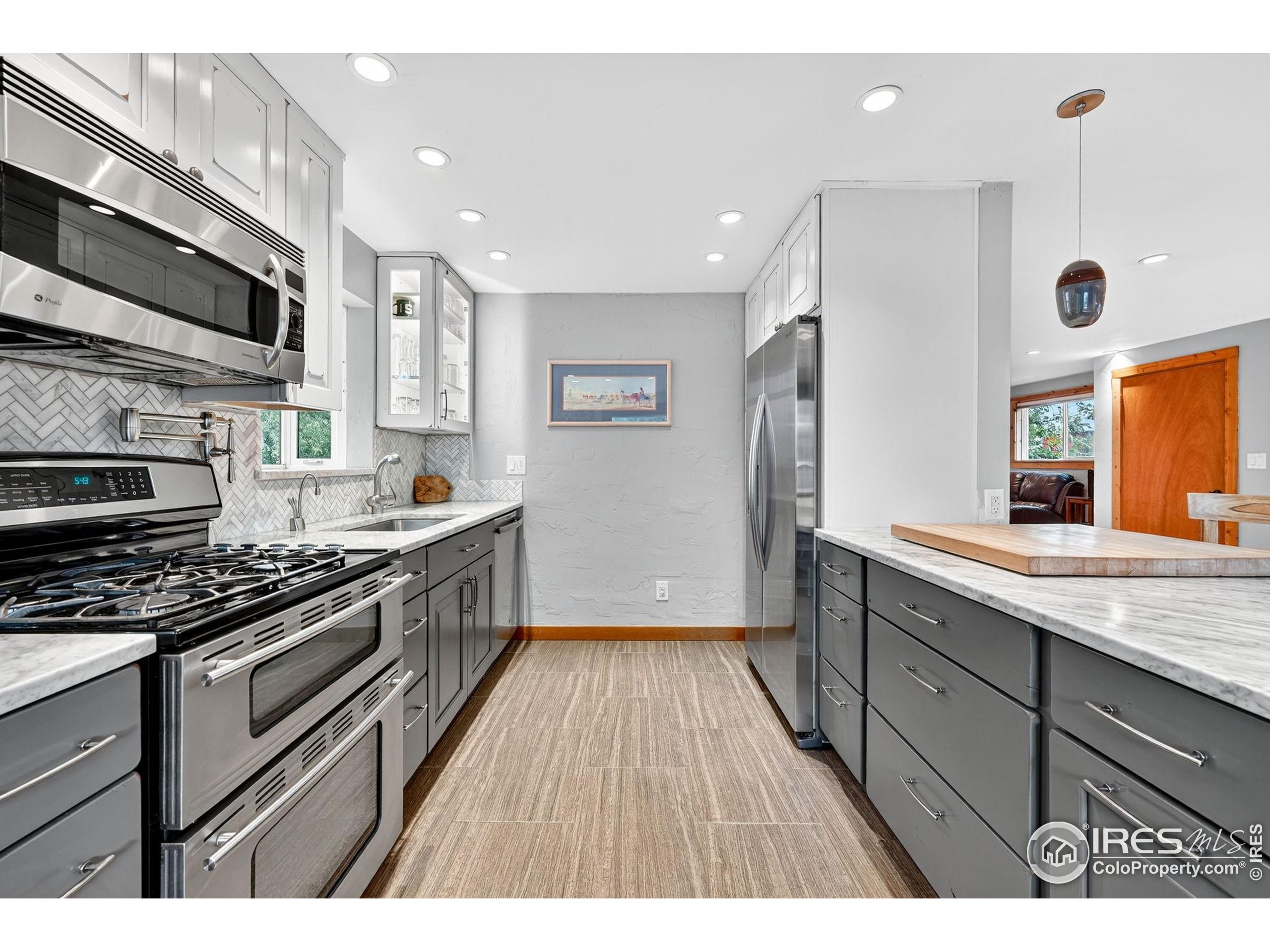 11831 Quail Road Longmont, CO 80501 - Photo 13 of 36