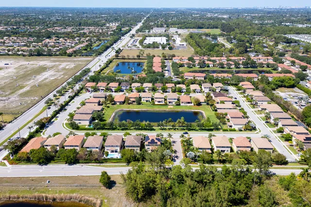 $575,000 | 4725 Foxtail Palm Court, Greenacres, FL 33463