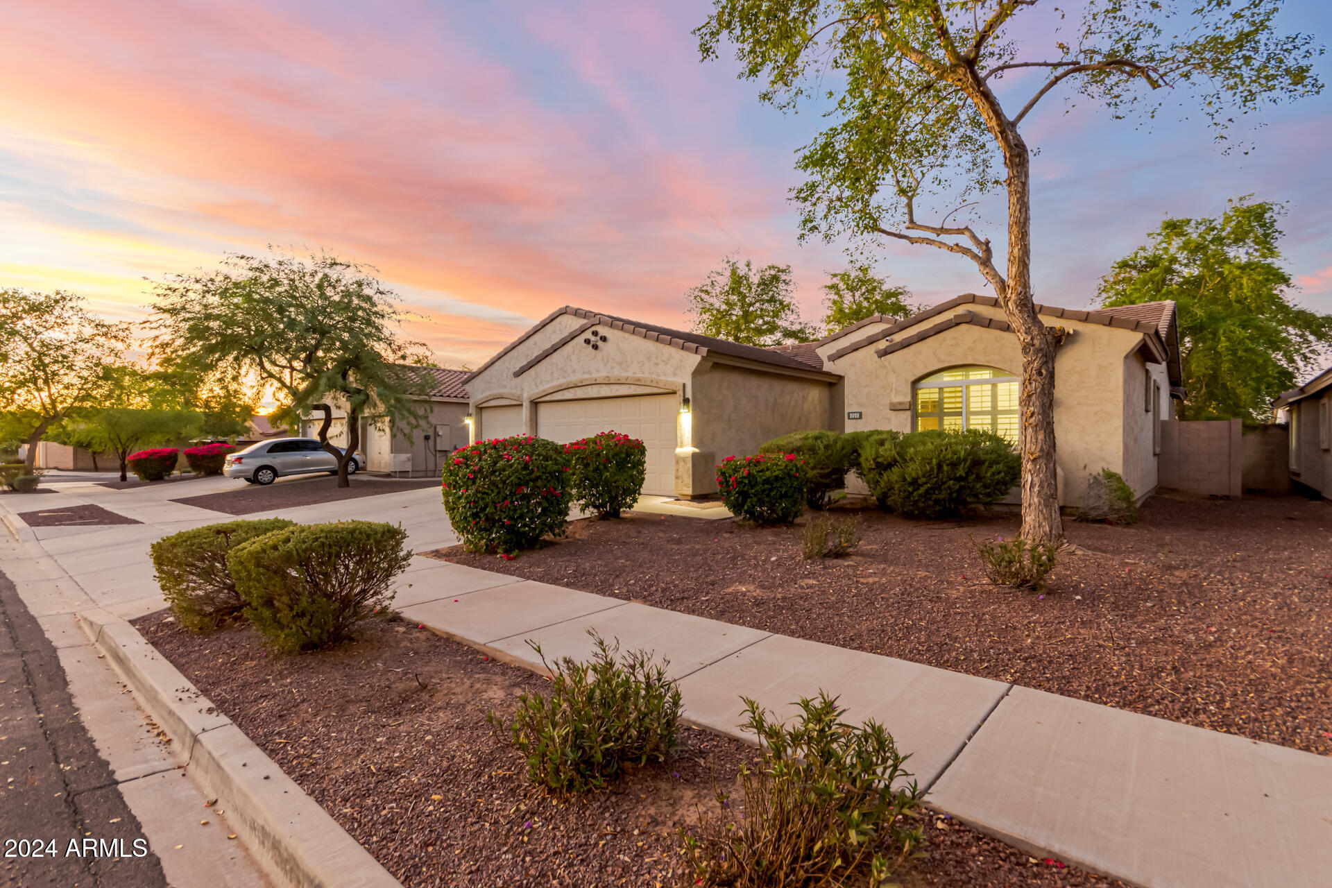 2028 West Carter Road Phoenix, AZ 85041 - Photo 3 of 54 04 - Carter