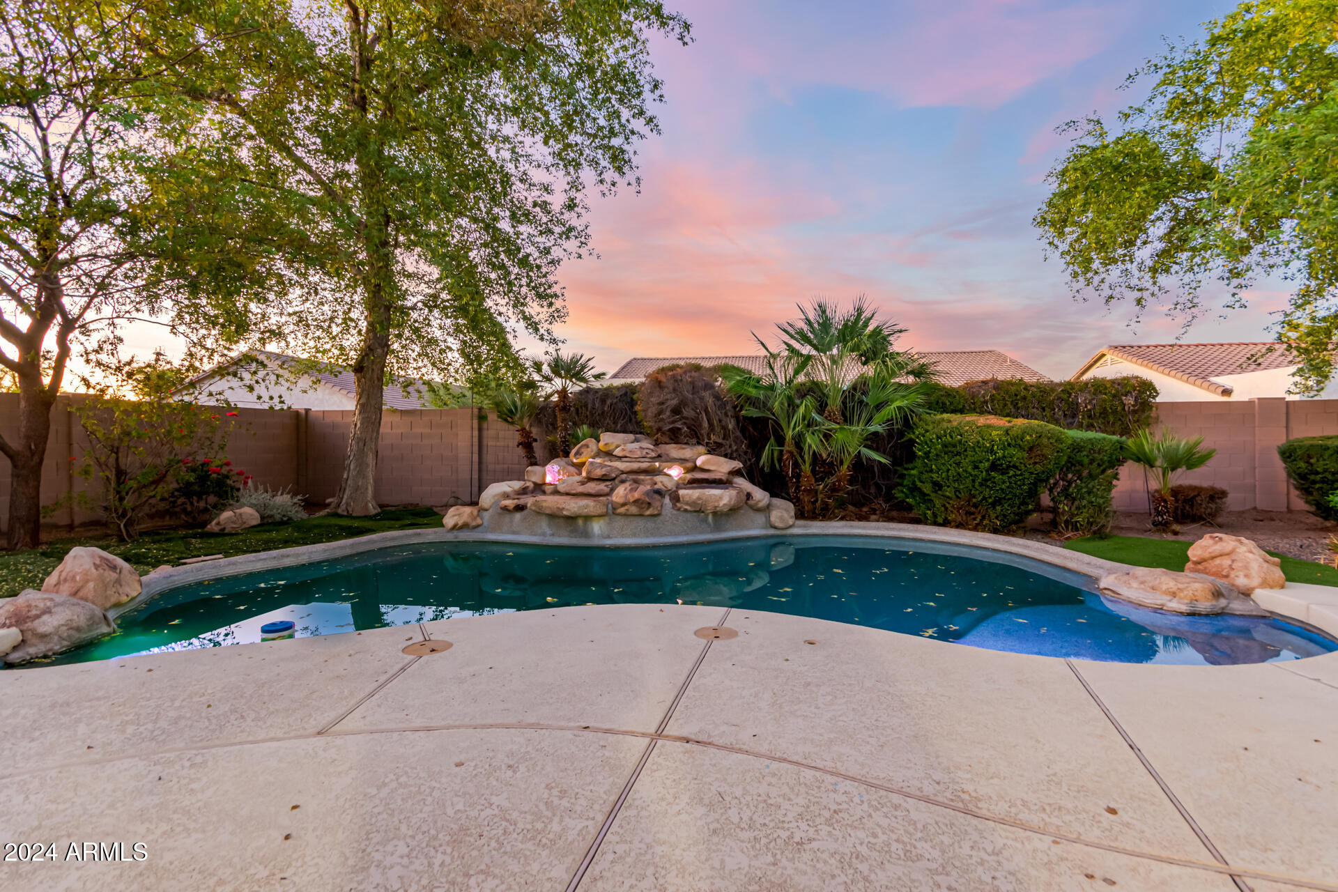 2028 West Carter Road Phoenix, AZ 85041 - Photo 40 of 54 47 - Carter