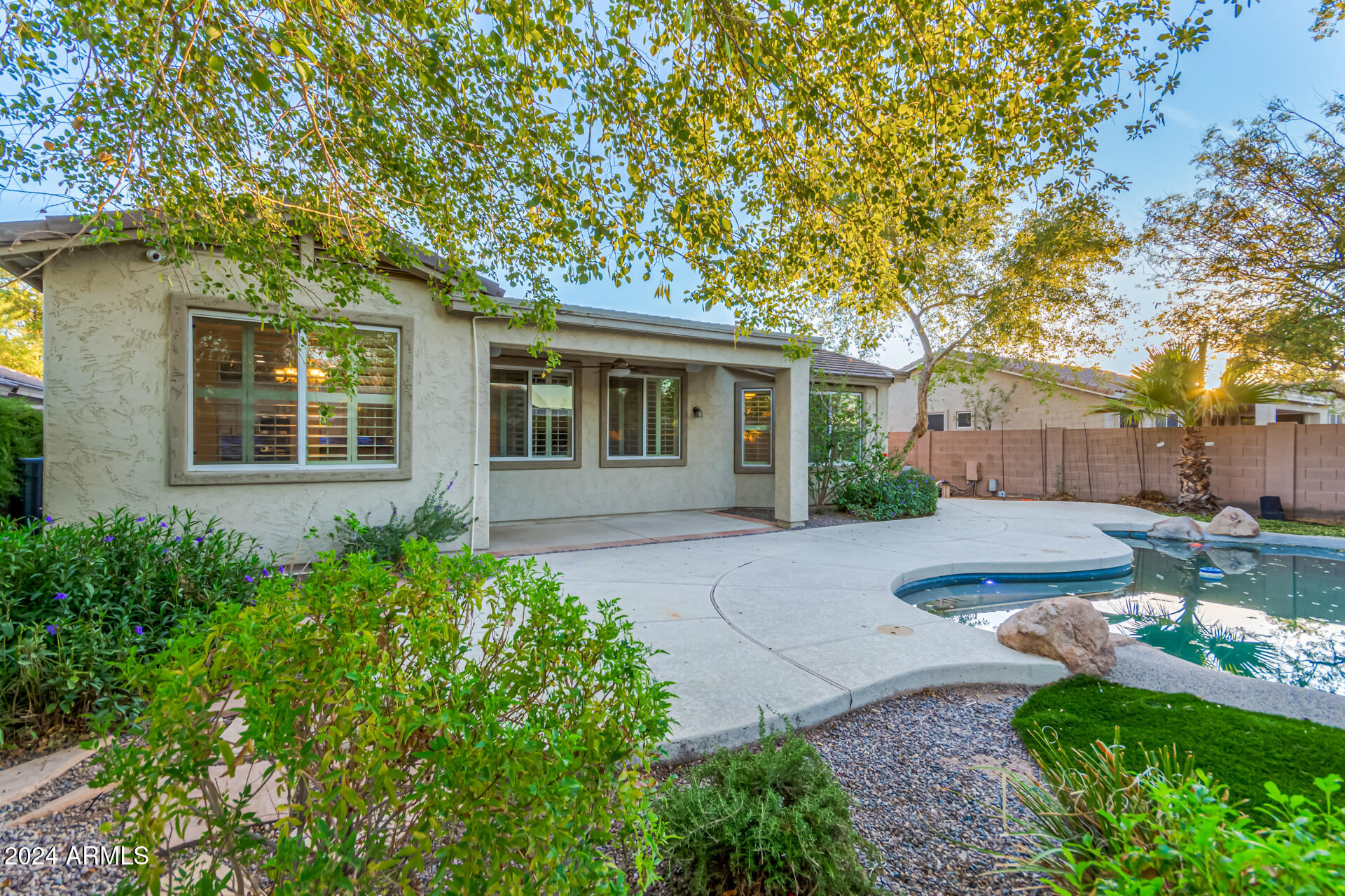2028 West Carter Road Phoenix, AZ 85041 - Photo 44 of 54 51 - Carter