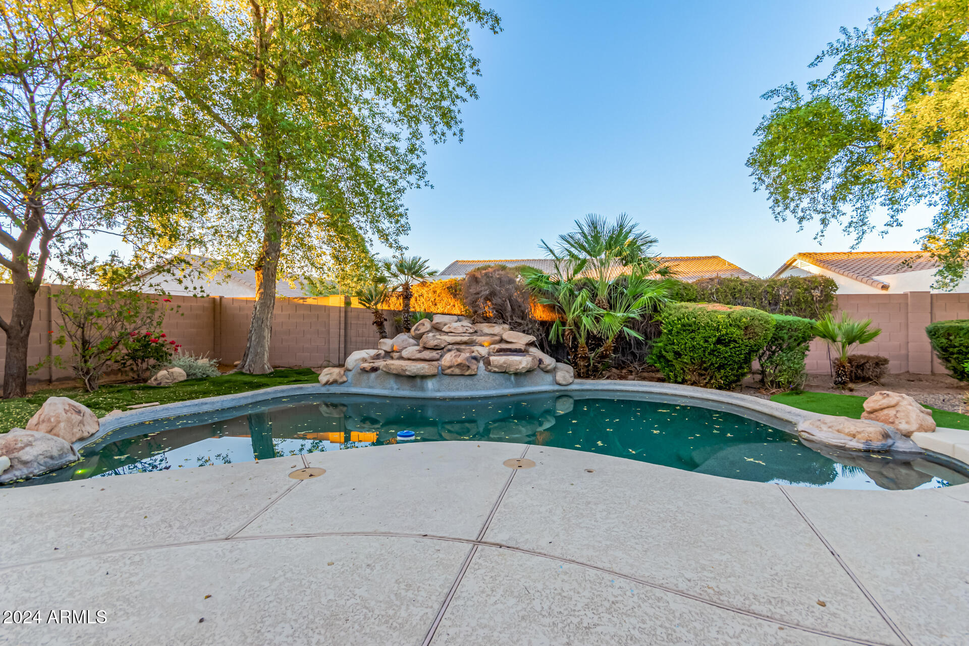 2028 West Carter Road Phoenix, AZ 85041 - Photo 47 of 54 54 - Carter