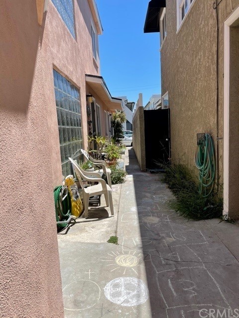 53 Argonne Avenue Long Beach, CA 90803 - Photo 3 of 22