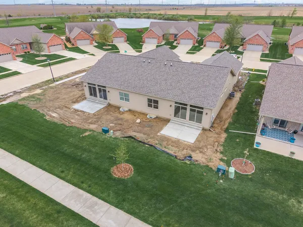 $429,900 | 1922 Dunraven Road, Bloomington, IL 61704