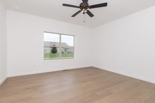 $429,900 | 1922 Dunraven Road, Bloomington, IL 61704