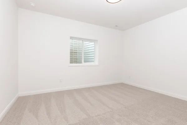 $429,900 | 1922 Dunraven Road, Bloomington, IL 61704