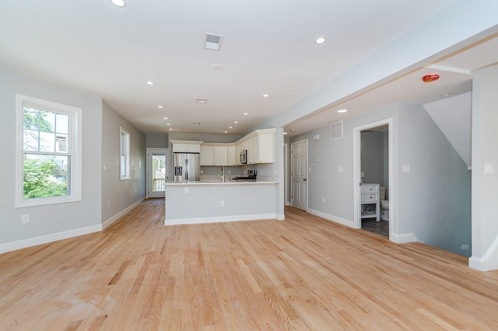 73 Kenmere Road, Unit 2 Medford, MA 02155 - Photo 5 of 34 Gallery Image 5