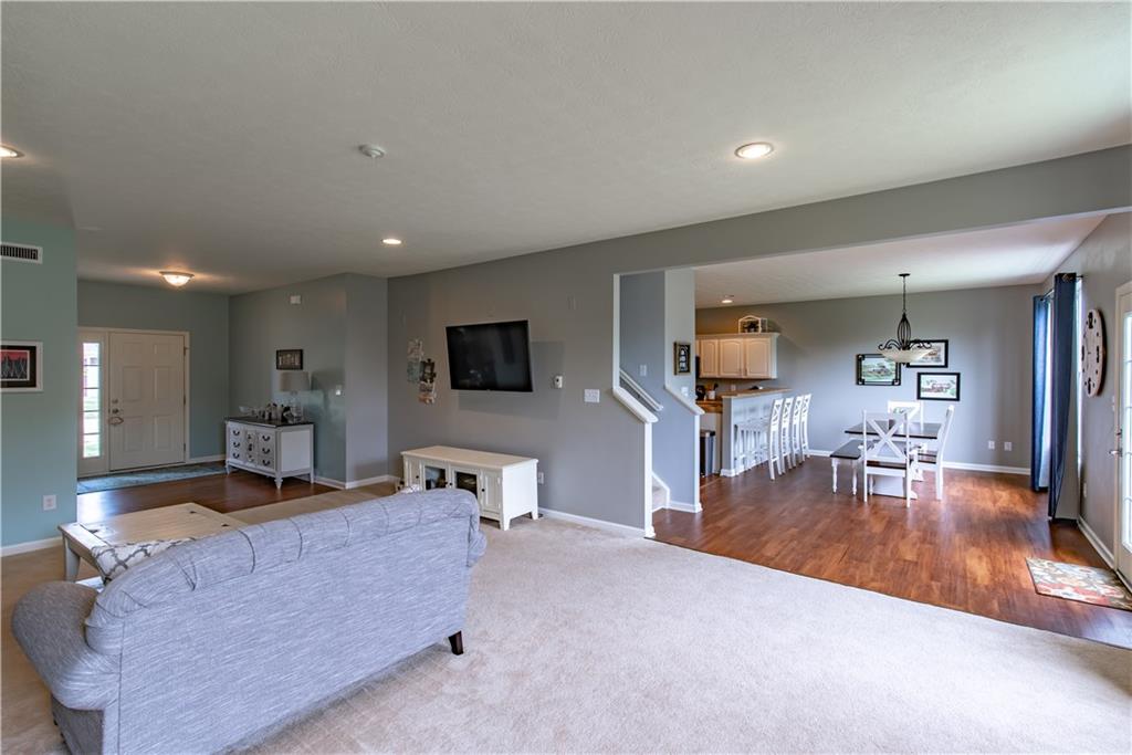 12596 Wolf Run Road Noblesville, IN 46060 - Photo 7 of 27 Gallery Image 7