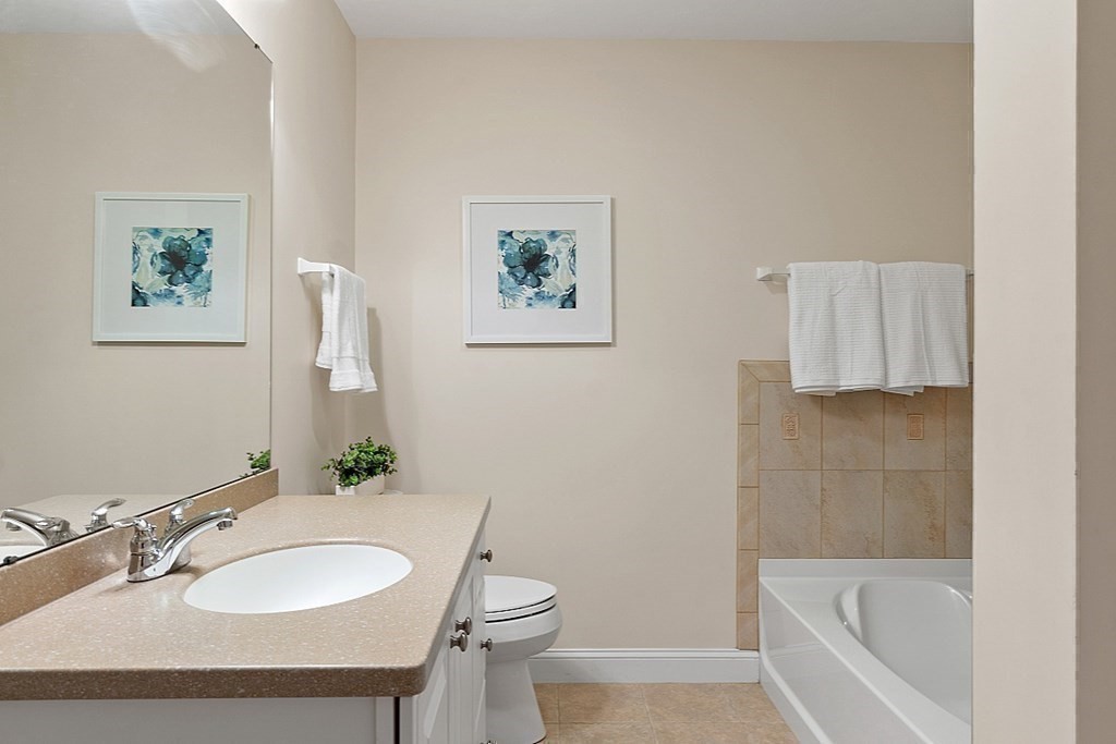 4 Ellsworth Village Road, Unit 4 Acton, MA 01720 - Photo 25 of 42