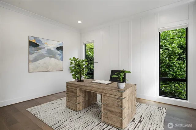 $5,000,000 | 10924 Southeast 24th Place, Bellevue, WA 98004