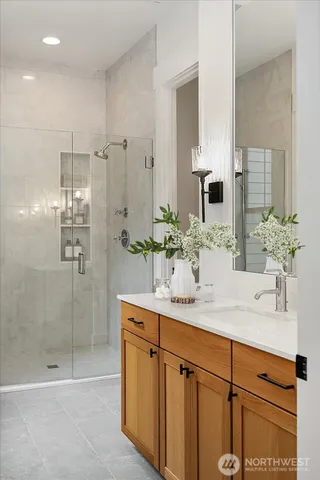 $5,000,000 | 10924 Southeast 24th Place, Bellevue, WA 98004