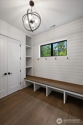 $5,000,000 | 10924 Southeast 24th Place, Bellevue, WA 98004