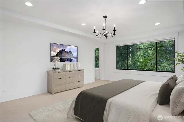 $5,000,000 | 10924 Southeast 24th Place, Bellevue, WA 98004