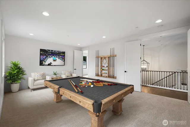 $5,000,000 | 10924 Southeast 24th Place, Bellevue, WA 98004