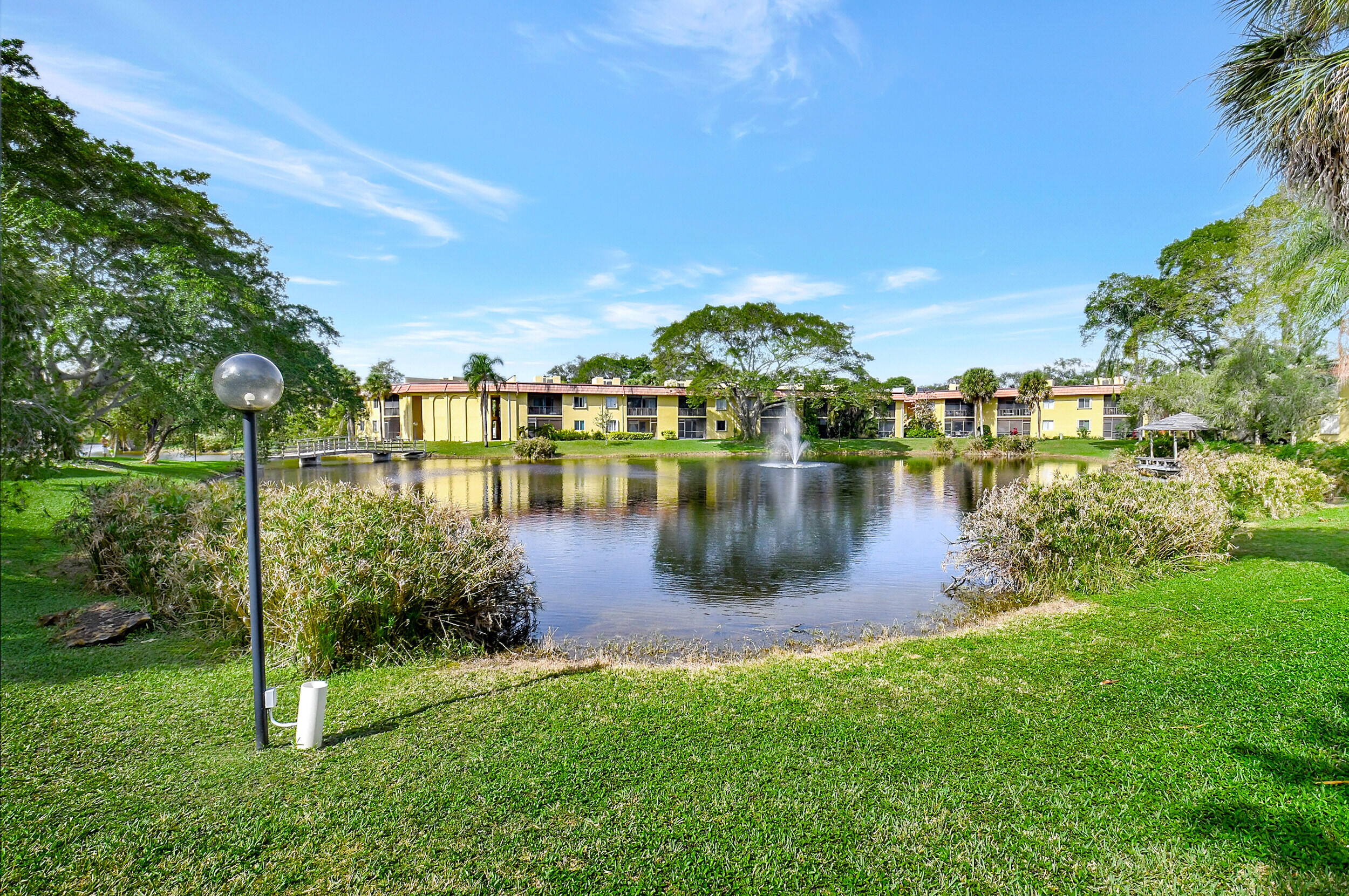 872 Southwest 9th St Circle, Unit 102 Boca Raton, FL 33486 - Photo 2 of 33 View from Patio