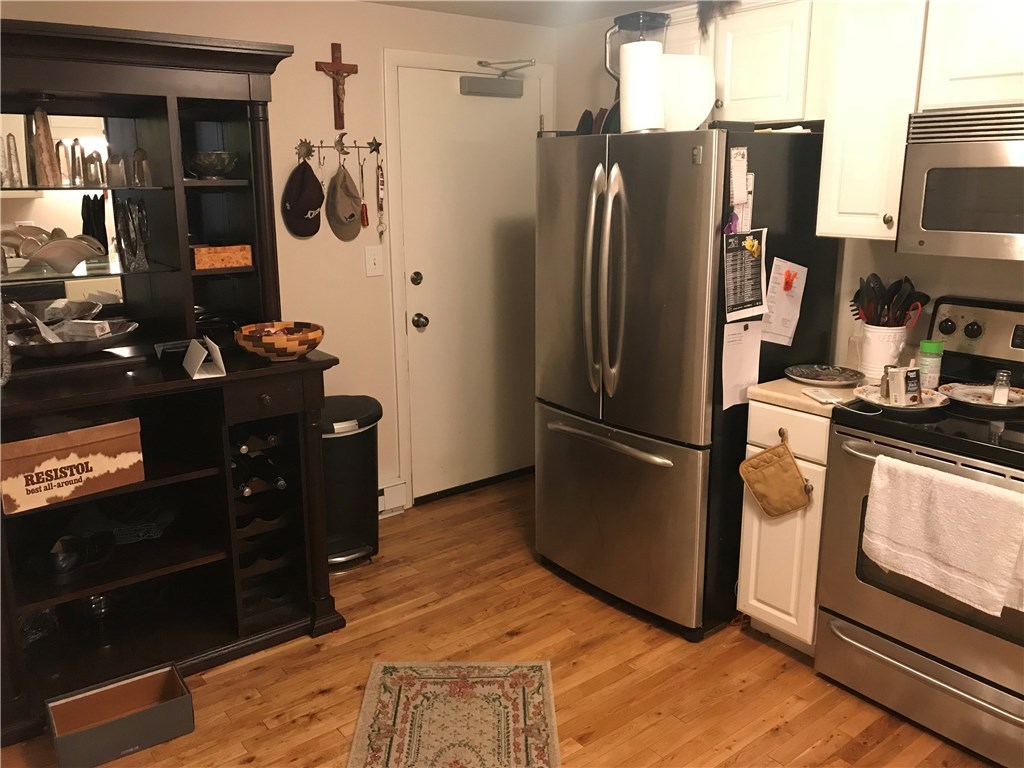 4080 Post Road Warwick, RI 02886 - Photo 4 of 6